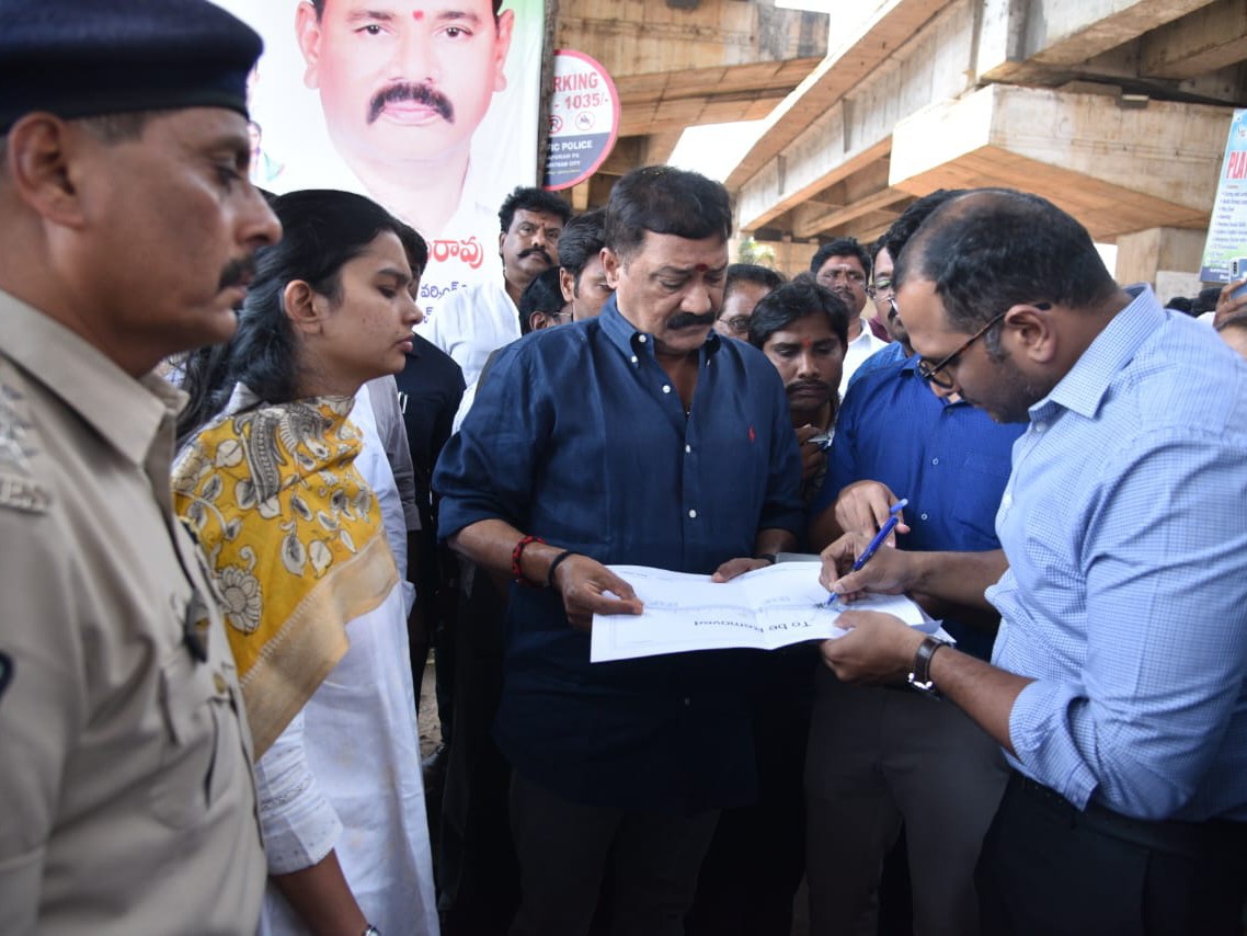 ‘ట్రాఫిక్ సమస్యకు సమగ్ర ప్రణాళిక సిద్ధం’