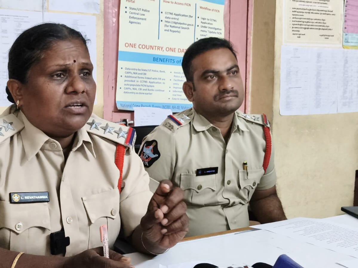 దొంగతనం కేసులో బాలుడు అరెస్ట్