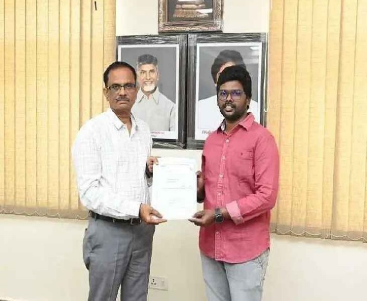 మంగళగిరి యువకుడికి డాక్టరేట్