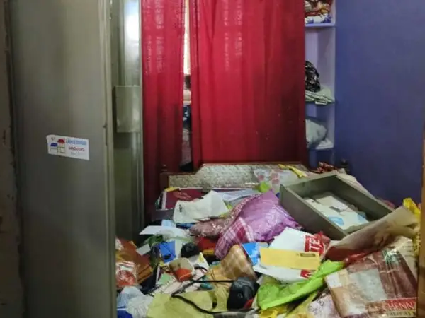 దొంగల బీభత్సం.. పది తులాల బంగారం చోరీ