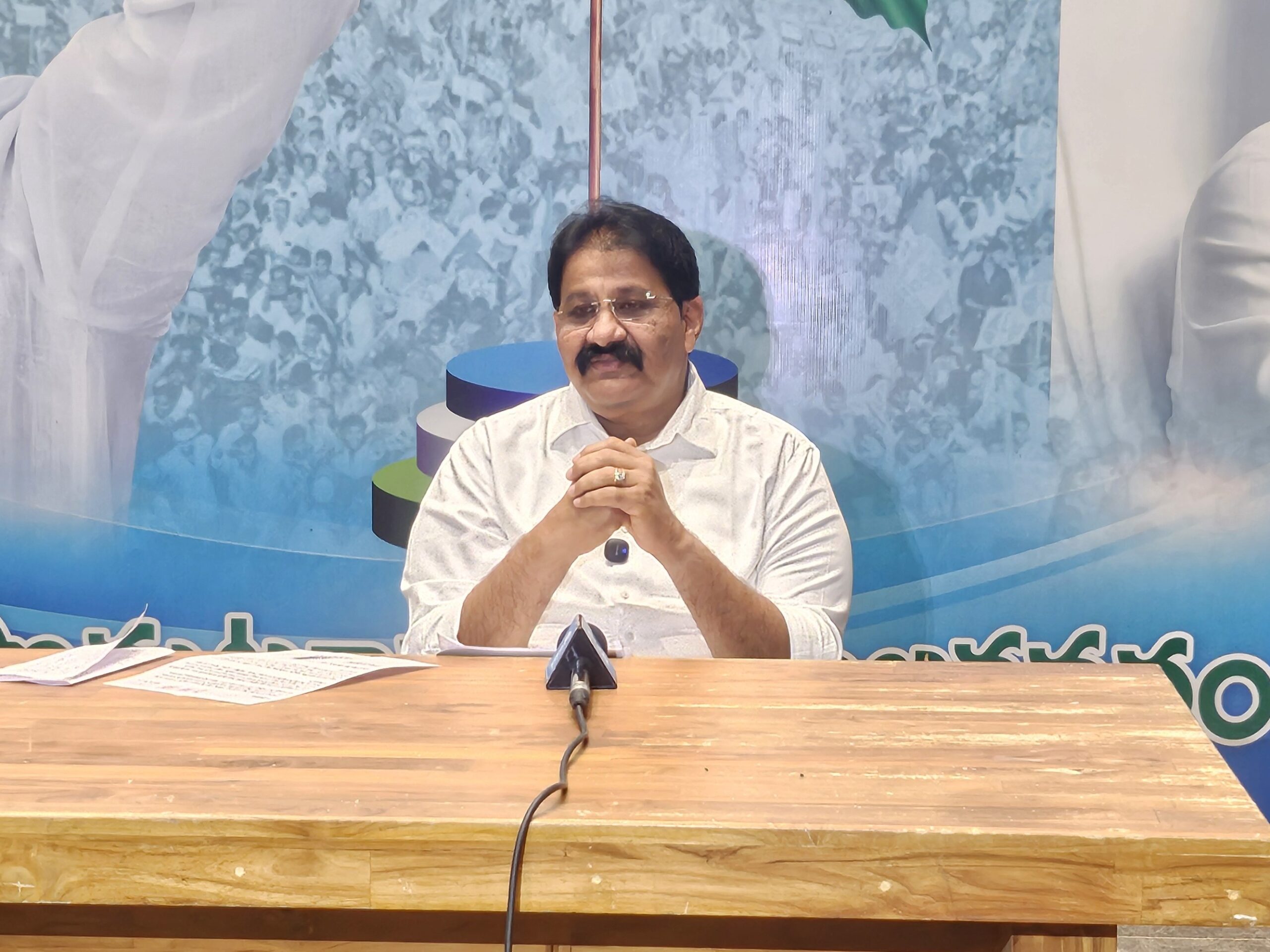 ‘స్టాంప్ వేసి ప్రకటన చేయడం బాధాకరం’