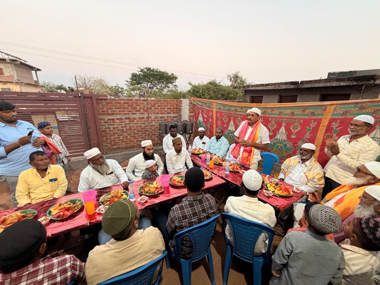 మైనారిటీల సంక్షేమానికి పెద్దపీట: ఆడే గజేందర్