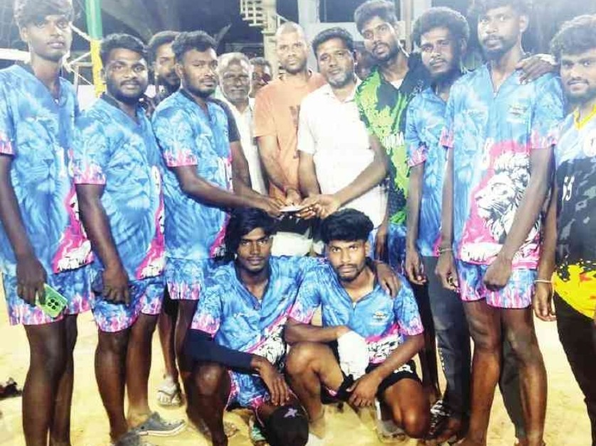 మండలంలో ముగిసిన వాలీబాల్ టోర్నమెంట్