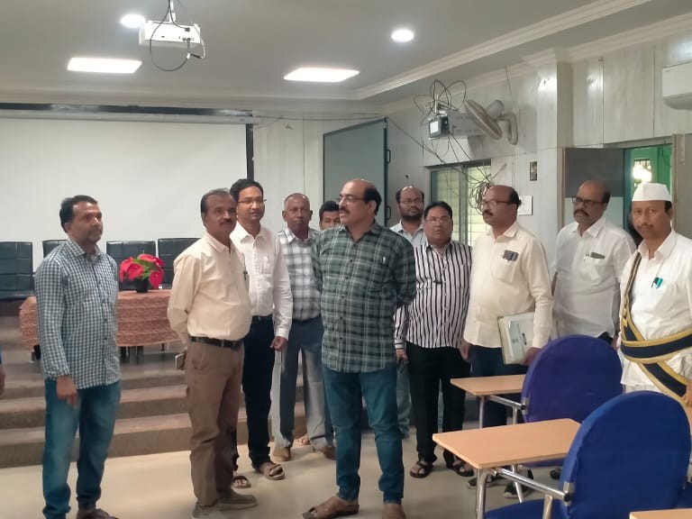 జనగణన శిక్షణ కేంద్రాన్ని పరిశీలించిన డిఆర్ఓ