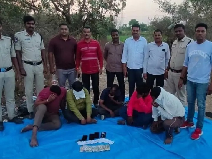 పేకాట స్థావరంపై CCS టీం మెరుపు దాడి