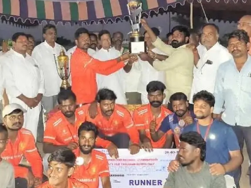 క్రీడలతోనే యువతకు మంచి భవిష్యత్తు: చిన్నారెడ్డి