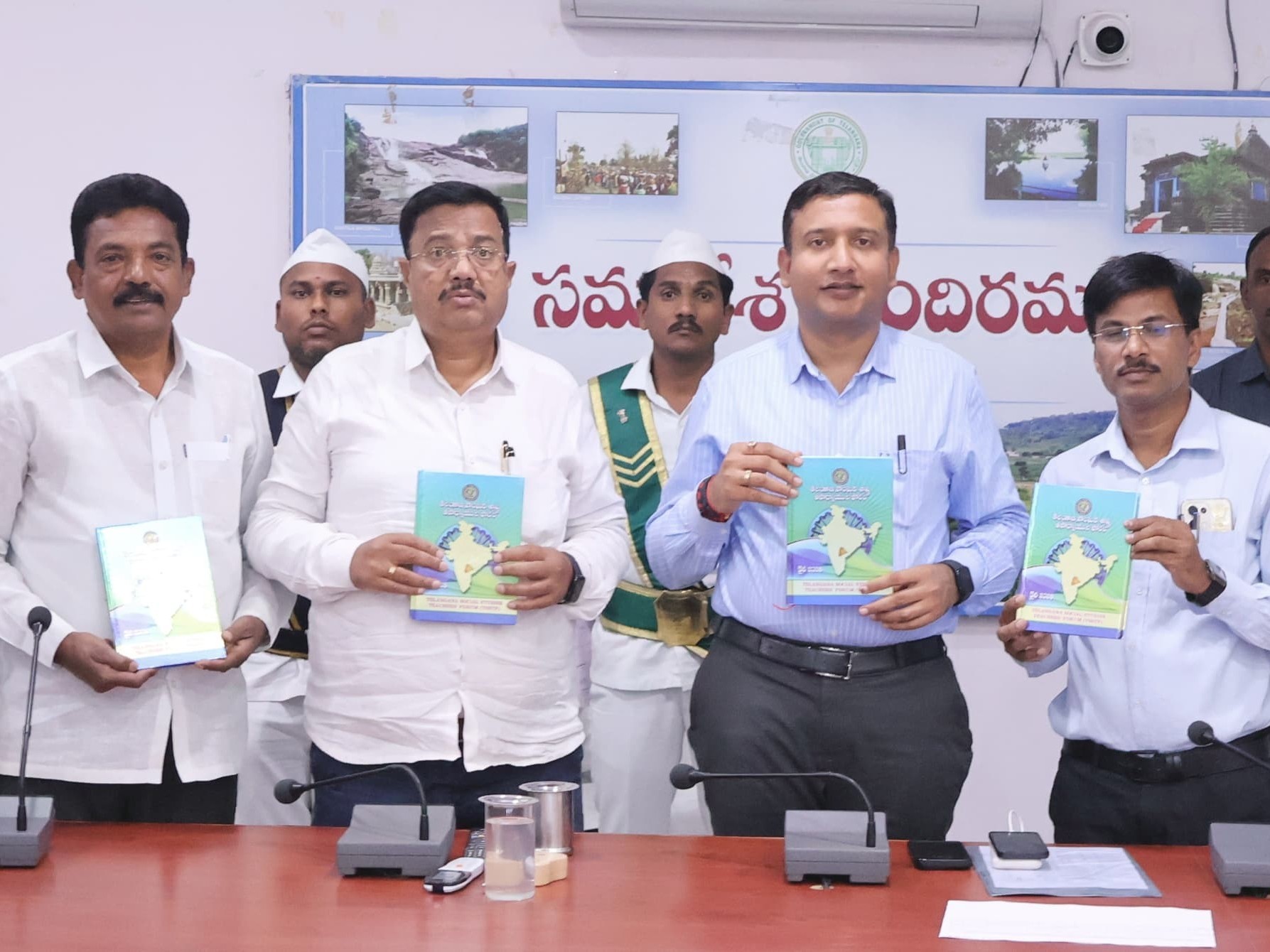 ఉపాధ్యాయ వృత్తి కీలకమైంది: కలెక్టర్