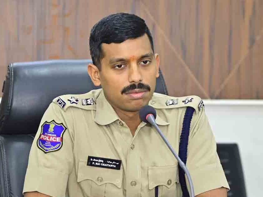 జిల్లాలో అక్రమ బ్యాంక్ ఖాతాల ముఠా అరెస్ట్