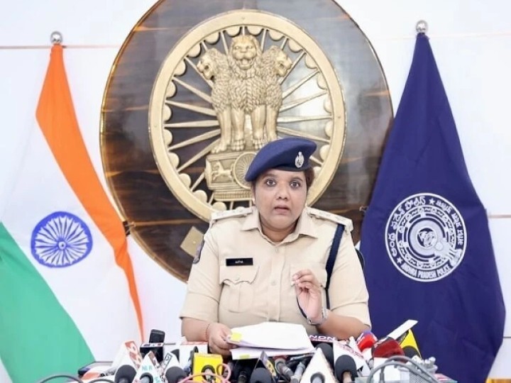 రంజాన్ వేళ పోలీసులు అప్రమత్తంగా ఉండాలి: ఎస్పీ