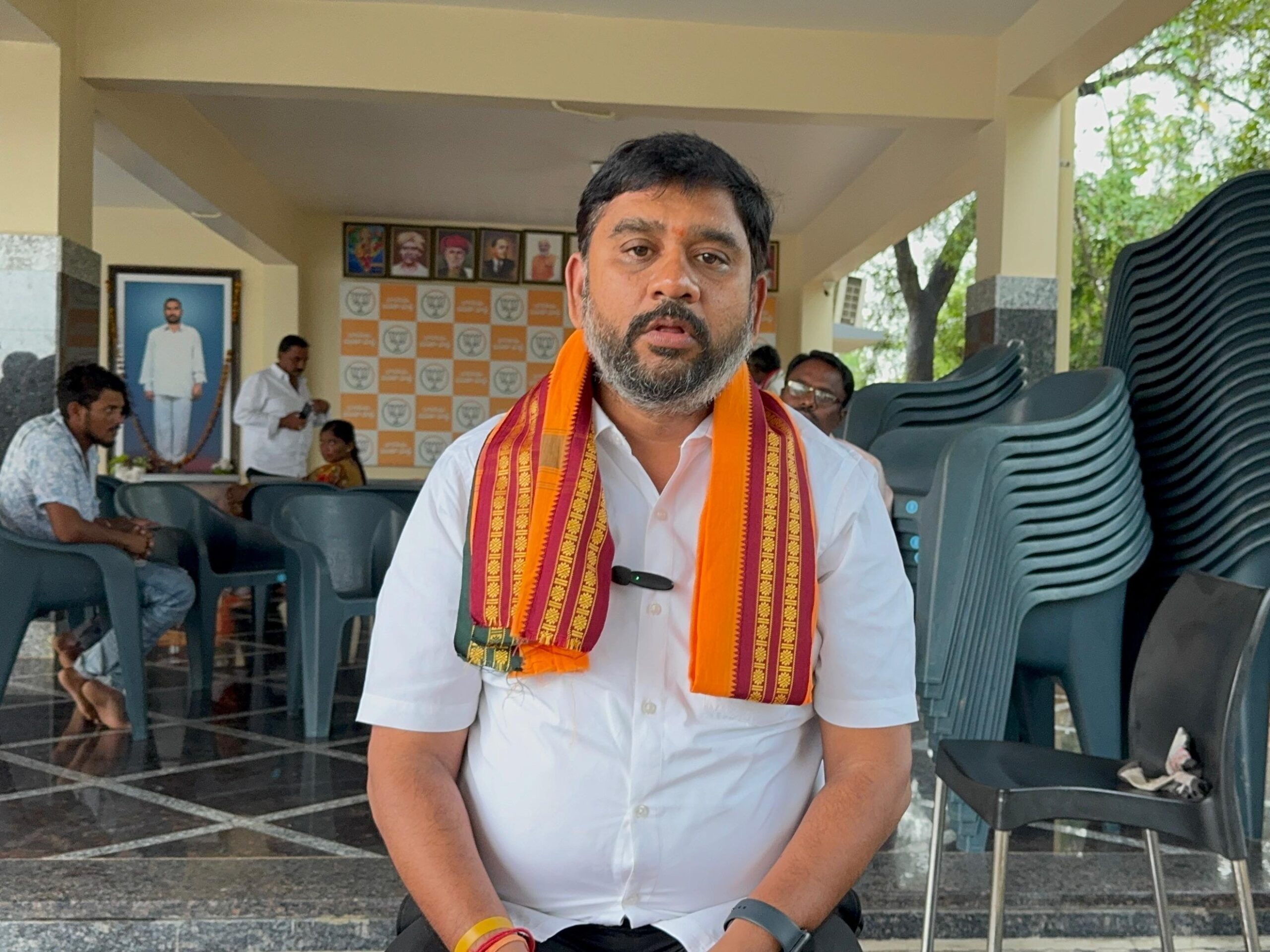 నిధుల కేటాయింపులపై స్పష్టత కరువు: MLA