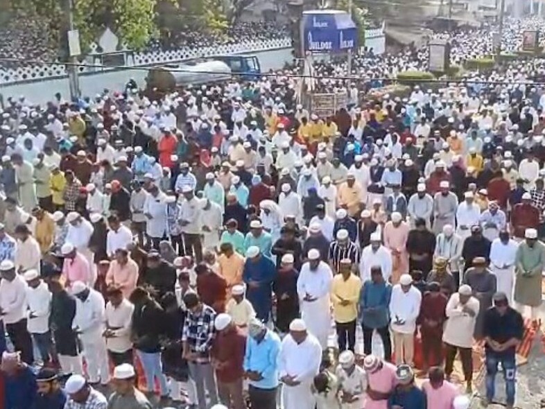 జిల్లాలో మసీదులు, ఈద్గాల వద్ద ప్రత్యేక నిఘా