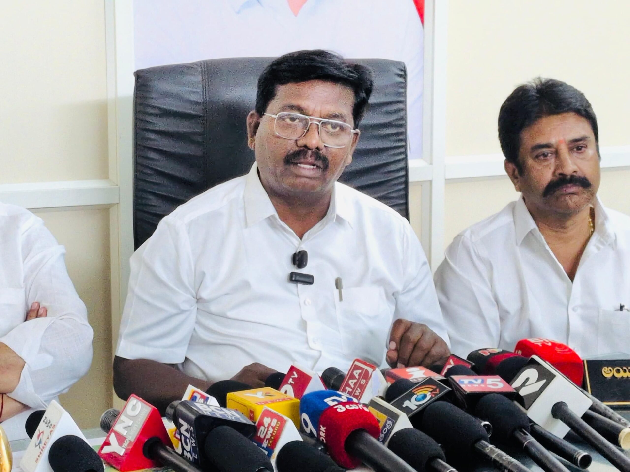 20 లక్షల ఉద్యోగాల కల్పనే లక్ష్యం: ఆనంద్ రావు