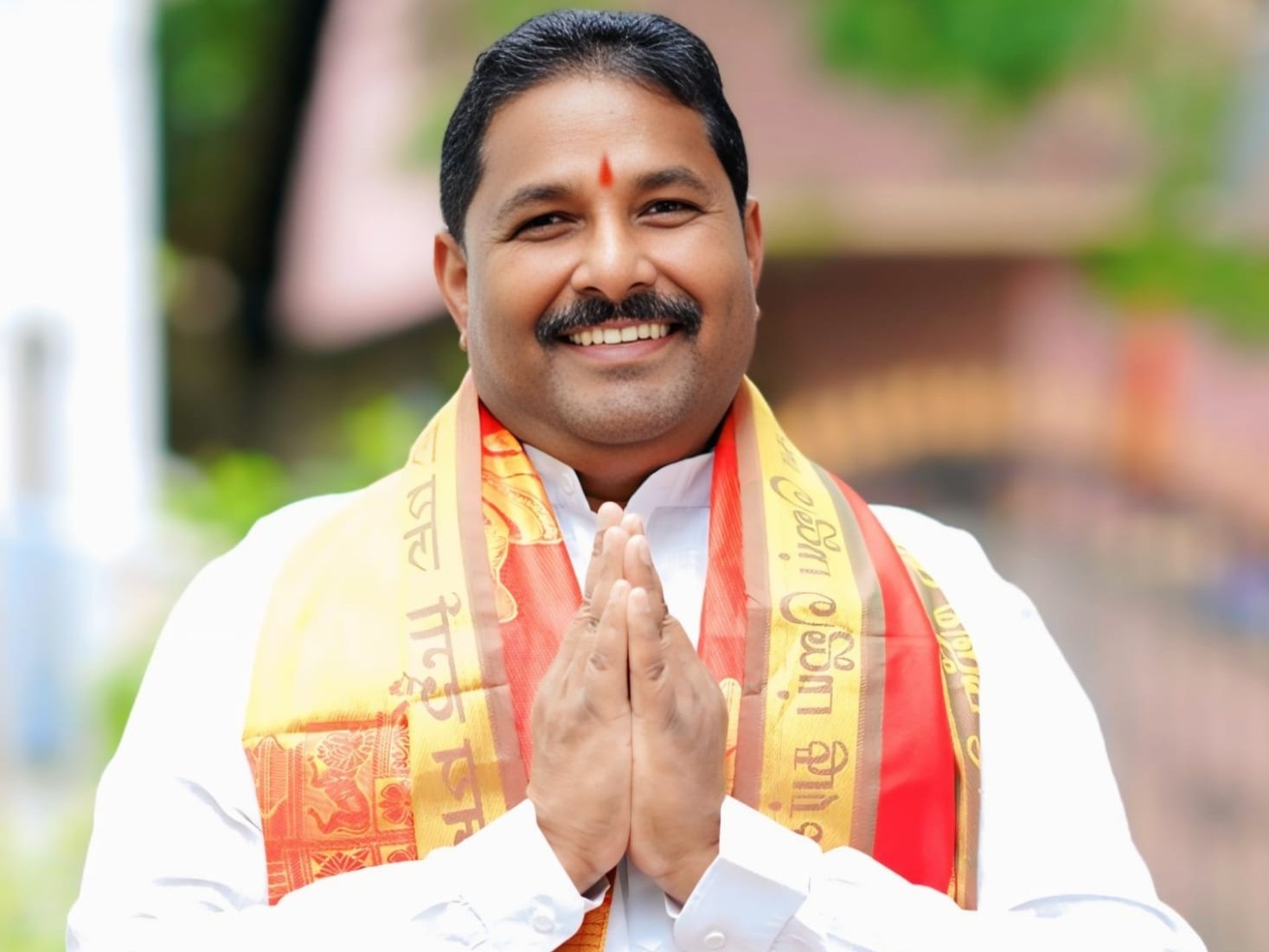 రంజాన్ శుభాకాంక్షలు తెలిపిన: ఎమ్మెల్యే