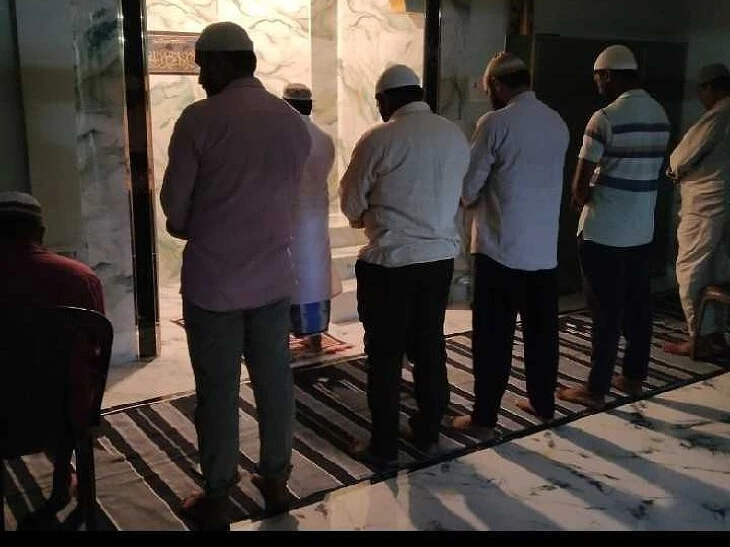 భక్తిశ్రద్ధలతో రంజాన్ వేడుకలు