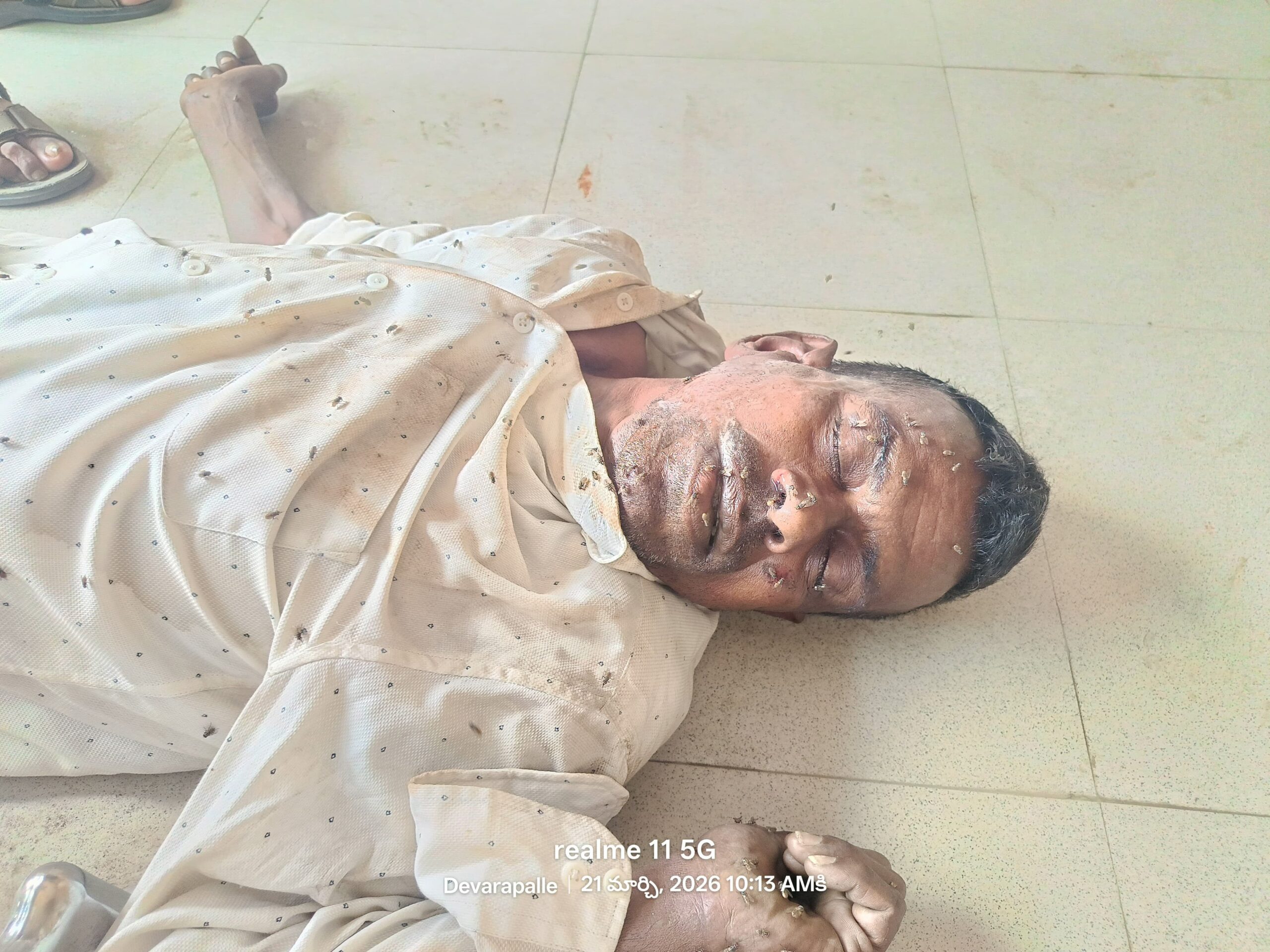 బస్టాండ్‌లో గుర్తు తెలియన వ్యక్తి మృతి