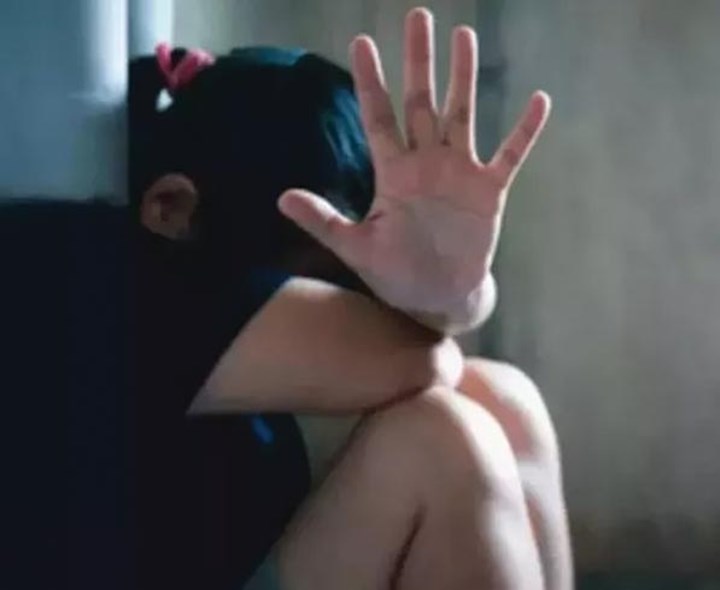 మతిస్థిమితం లేని బాలికలపై అత్యాచారం