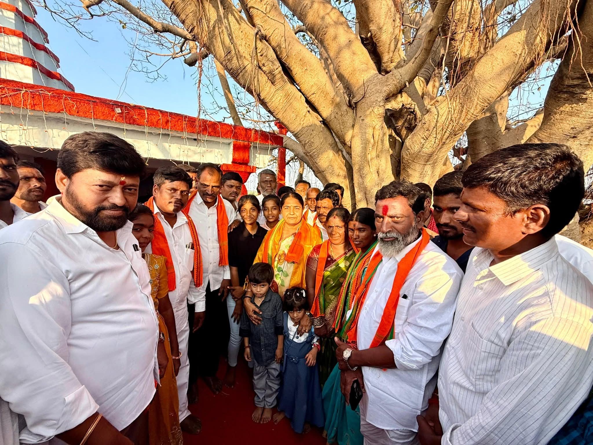 జాతర వేడుకల్లో పాల్గొన్న నర్సాపూర్ ఎమ్మెల్యే