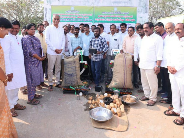 బీఆర్ఎస్ ఒత్తిడితో దిగివచ్చిన కాంగ్రెస్ సర్కార్: మాజీ మంత్రి