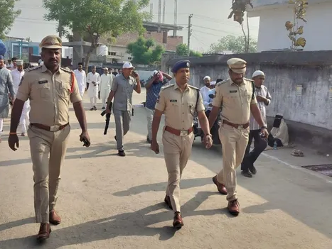 ఈద్గాల వద్ద భద్రతా ఏర్పాట్లను పరిశీలించిన ఎస్పీ