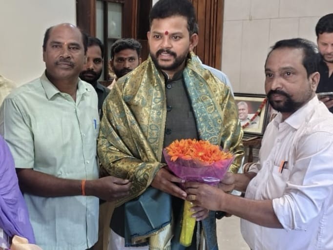 కేంద్ర మంత్రికి ఘన సత్కారం