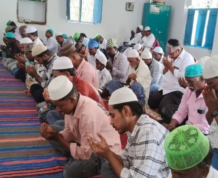 వల్లూరులో ఘనంగా రంజాన్ వేడుకలు