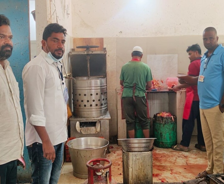 మాంసం దుకాణాల ఆకస్మిక తనిఖీ