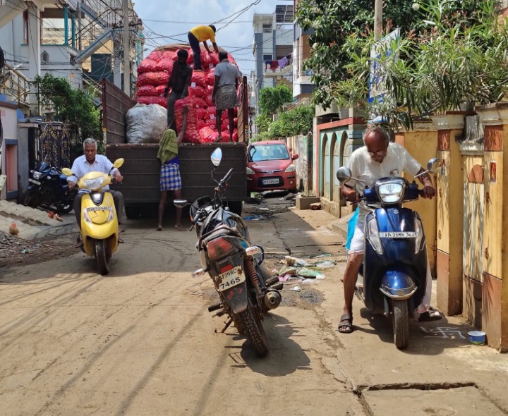 ‘ట్రాఫిక్ సమస్య వెంటనే పరిష్కరించాలి’