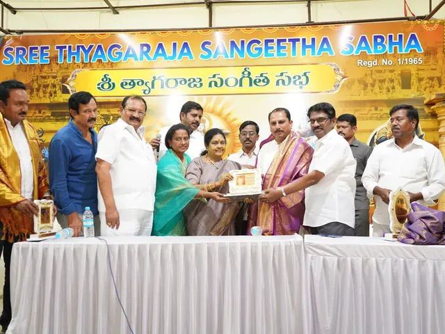 ఉగాది పురస్కార గ్రహీతలకు ఎమ్మెల్యే ప్రశంసలు