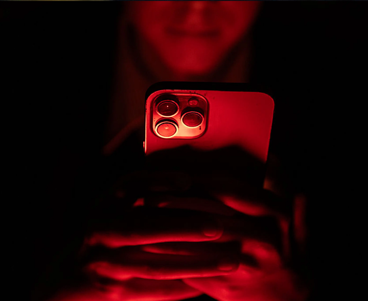 ఐఫోన్ వాడుతున్నారా?.. జాగ్రత్త!