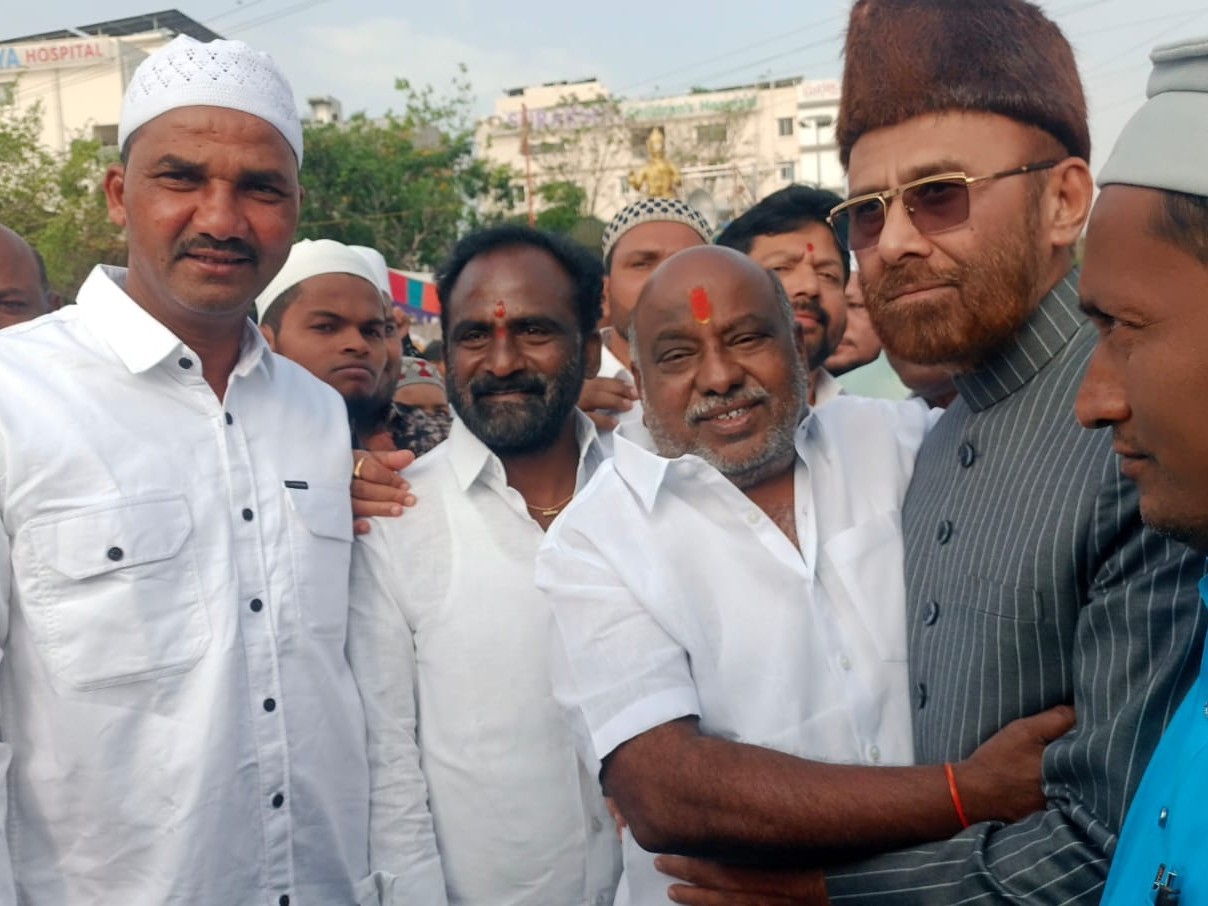 రంజాన్ పండుగ స్ఫూర్తిదాయకమైంది: మాజీ మంత్రి