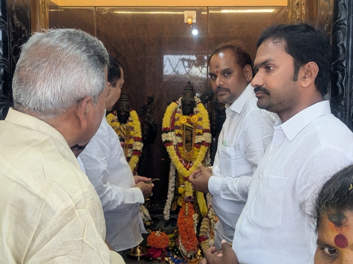 ఆలయ ప్రతిష్ఠా మహోత్సవంలో పాల్గొన్న జడ్పీ ఛైర్మన్