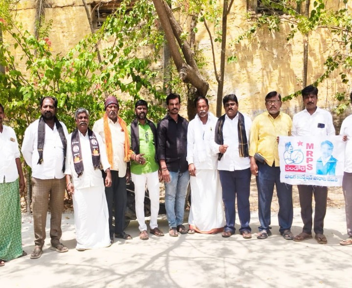 ‘అంబేద్కర్ విగ్రహావిష్కరణకు ఆహ్వానం’