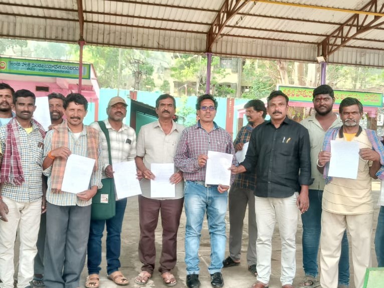 ముఠా కళాశీల కూలిరేట్లు పెంపు