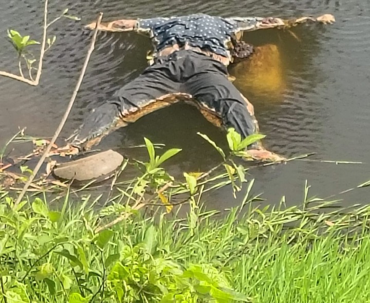 గెడ్డలో మృత దేహం లభ్యం