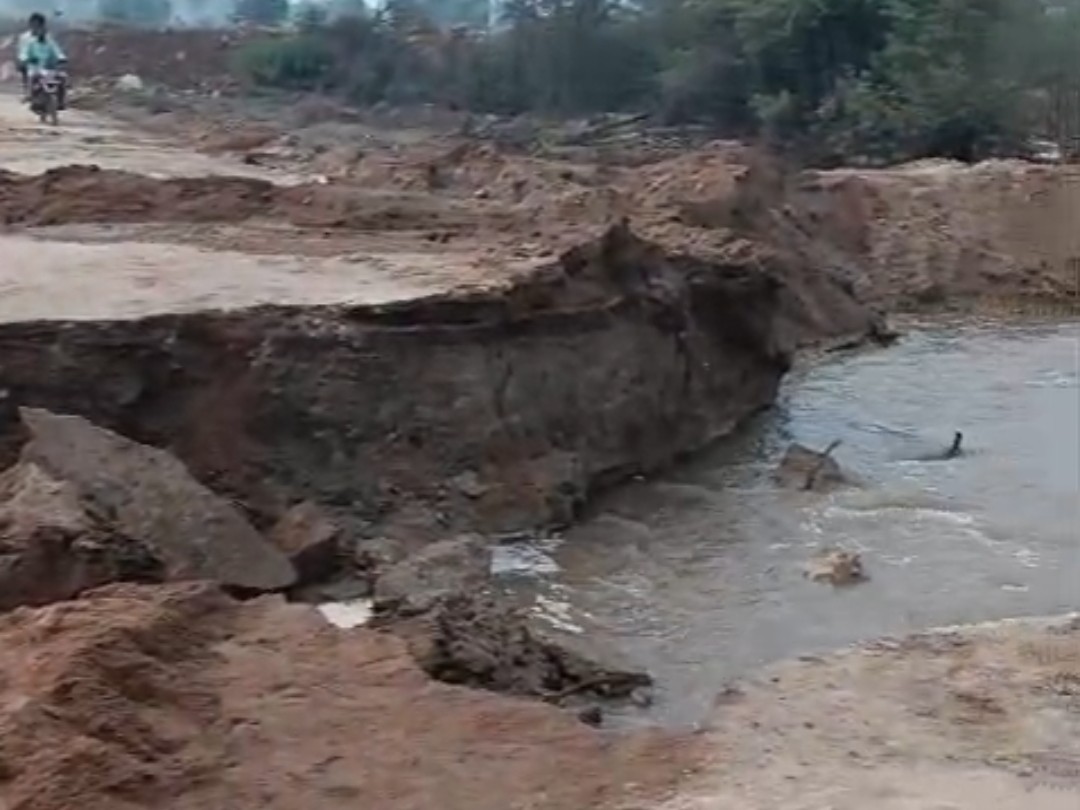 యాదగిరిగుట్ట-రాజపేట ప్రధాన రహదారి బంద్