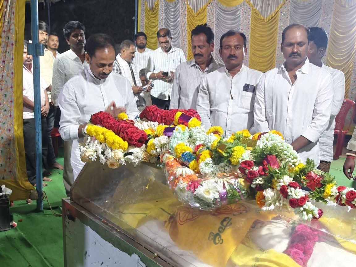 హనుమంతరాయ చౌదరికి ఎమ్మెల్యే కందికుంట నివాళి