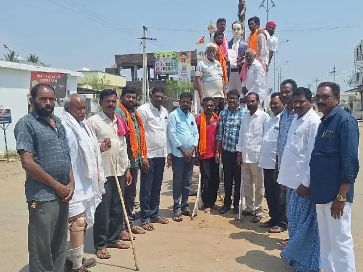 బుగ్గారంలో చెలరేగిన ప్రోటోకాల్ వివాదం