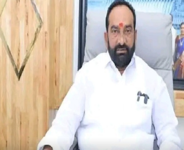 ‘గురుకుల పాఠశాల పనులు వెంటనే మొదలెట్టాలి’