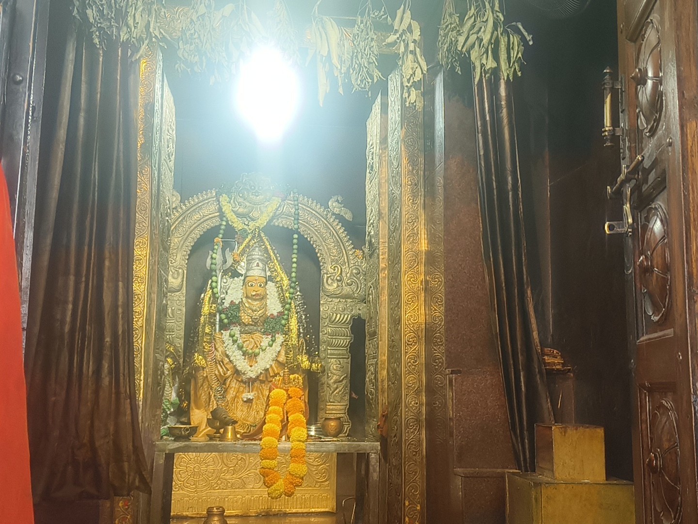 కొండపోచమ్మ క్షేత్రంలో భక్తుల కోలాహలం