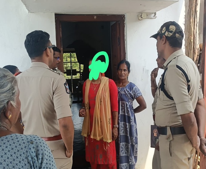 బాల్య వివాహాన్ని అడ్డుకున్న శక్తి టీం