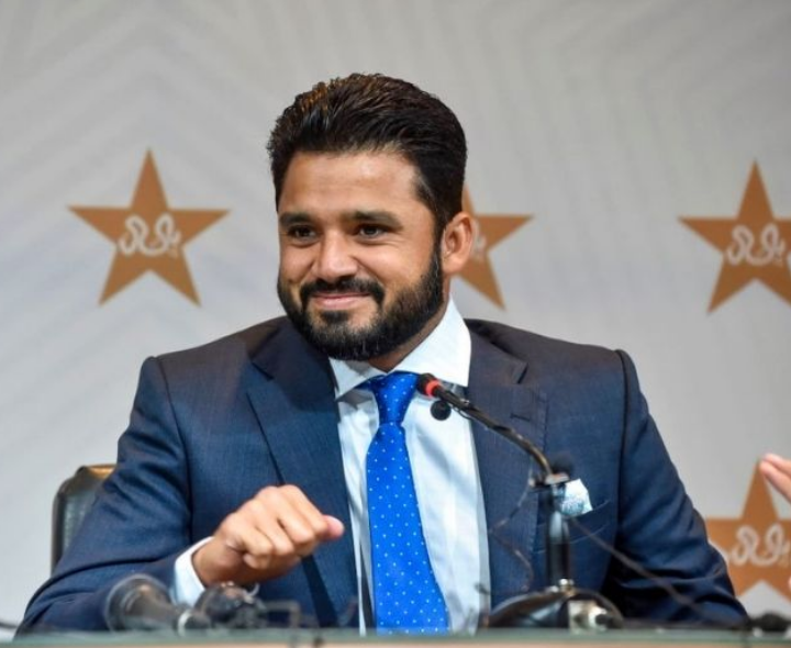 ‘బాబర్, అఫ్రిది.. కొన్నాళ్లు క్రికెట్ ఆడకండి’