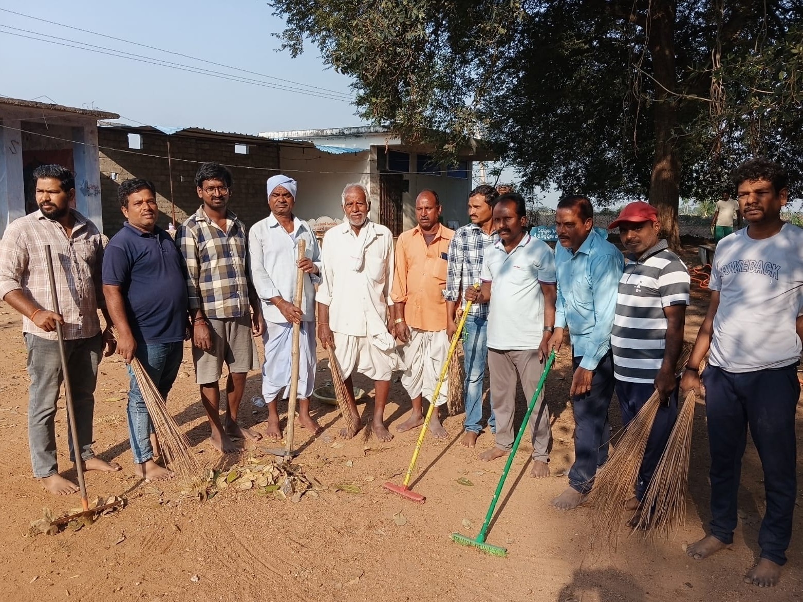 రెడ్డి చెరువు హనుమాన్ ఆలయంలో స్వచ్ఛ కార్యక్రమం
