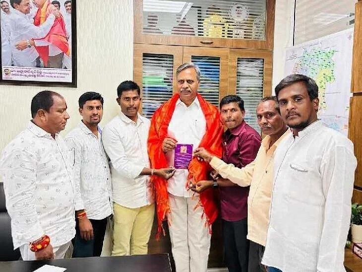 శ్రీరాముడి కల్యాణానికి ఎమ్మెల్యేకు ఆహ్వానం