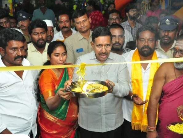 రూ. 40 లక్షలతో పార్కు ప్రారంభం