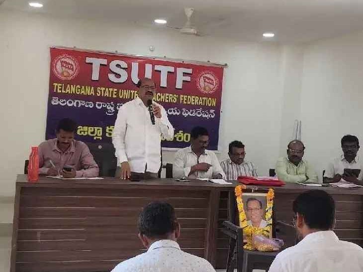 ‘ప్రభుత్వ పాఠశాలలను బలోపేతం చేయాలి’