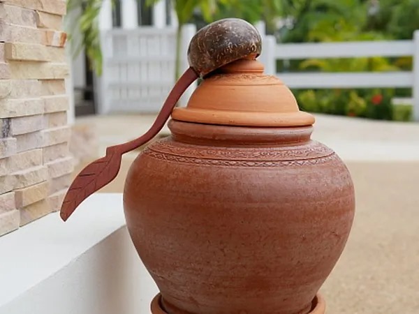 మట్టి కుండలో నీళ్లను తాగితే లాభాలు