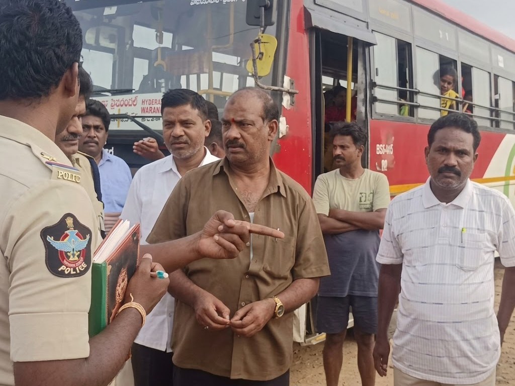 శ్రీశైలంలో RTC డ్రైవర్‌పై దాడి..!