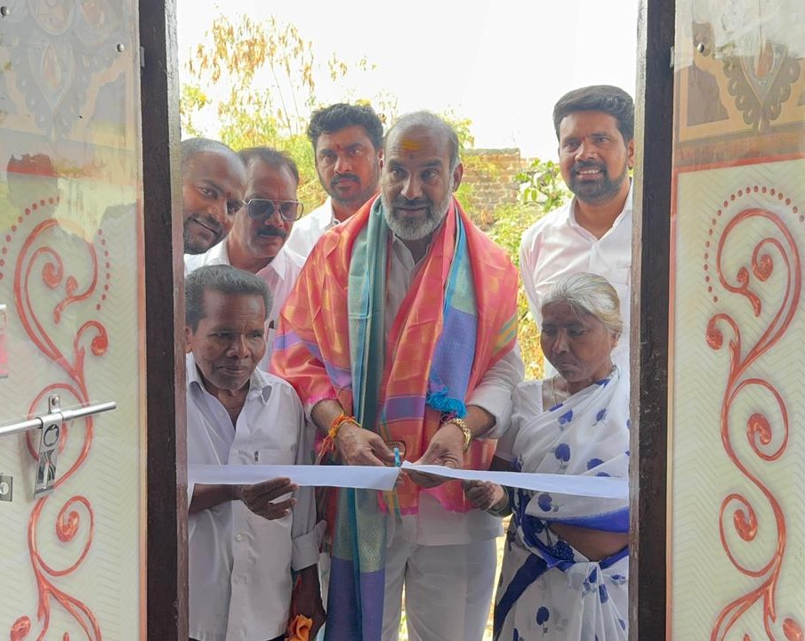 అర్హులైన అందరికీ ఇందిరమ్మ ఇండ్లు: ఆది శ్రీనివాస్