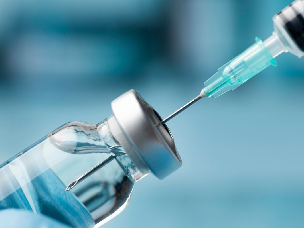 స్టెరాయిడ్ ఇంజెక్షన్లు సీజ్.. ఇద్దరు అరెస్ట్