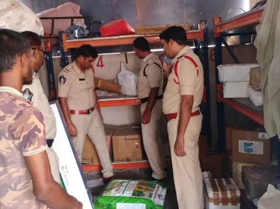 జిల్లాలో పోలీసులు ముమ్మర తనిఖీలు..!